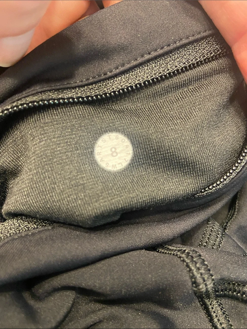 Lululemon Black & Gray Color Me Quick 7/8 Tight Athletic Pants Leggings Size 8